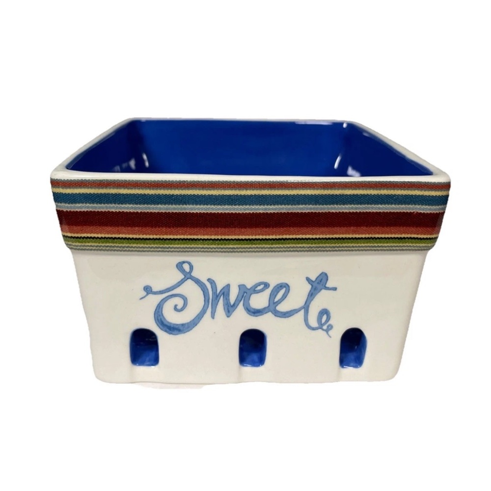 GRASSLANDS ROAD Ceramic Berry Basket Sweet Bright Whimsy Cottage Core Farmhouse